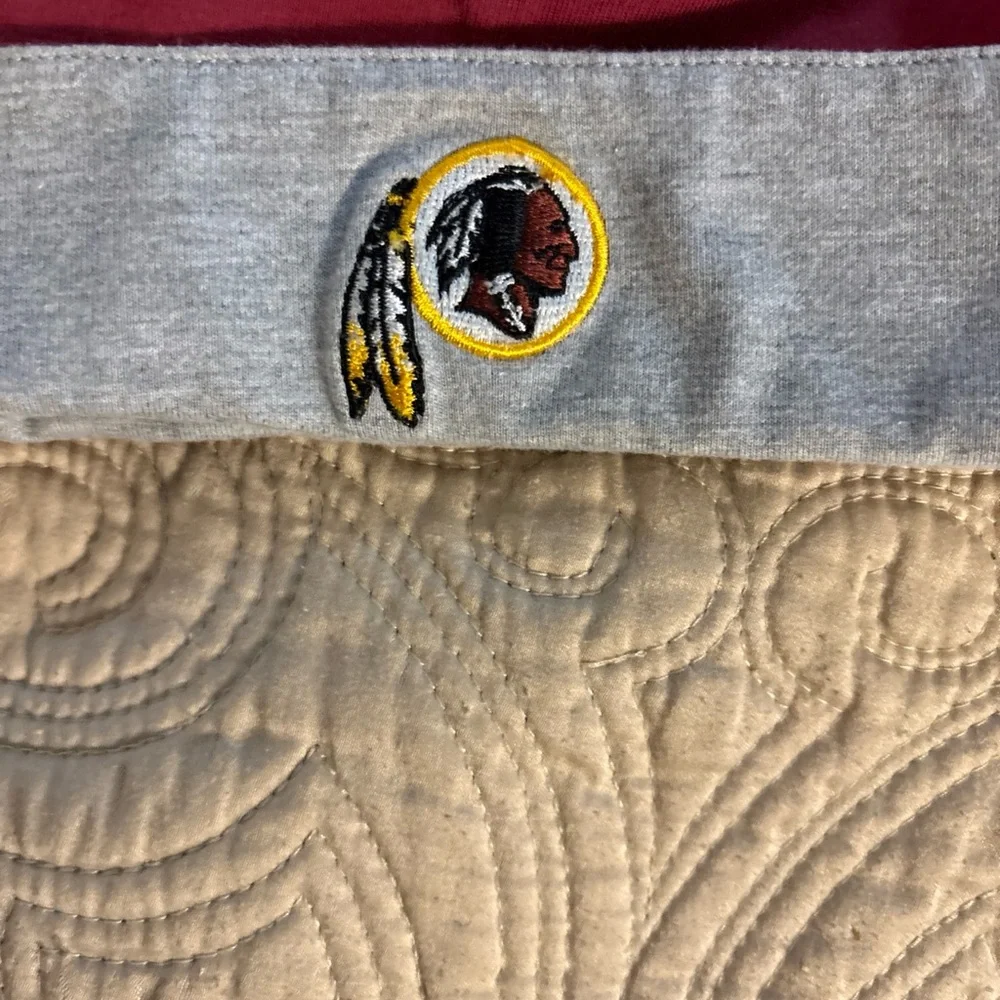 Washington Redskins Red and‎ Gray Beanie with Embroidered Logo